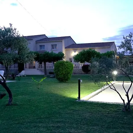 D'hotes Le Saint Victor - Provence, Vaucluse פרנה-לה-פונטיין