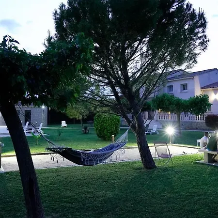 בית הארחה D'hotes Le Saint Victor - Provence, Vaucluse פרנה-לה-פונטיין