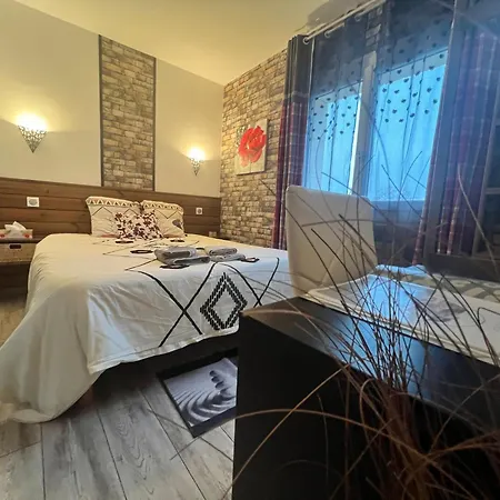 בית הארחה D'hotes Le Saint Victor - Provence, Vaucluse פרנה-לה-פונטיין