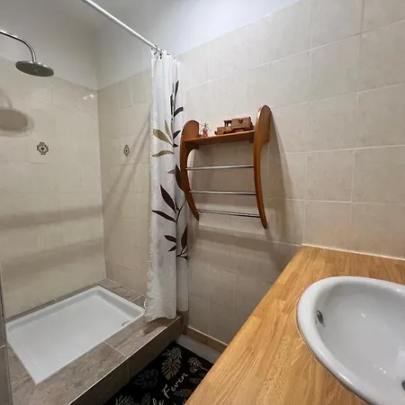 בית הארחה D'hotes Le Saint Victor - Provence, Vaucluse פרנה-לה-פונטיין